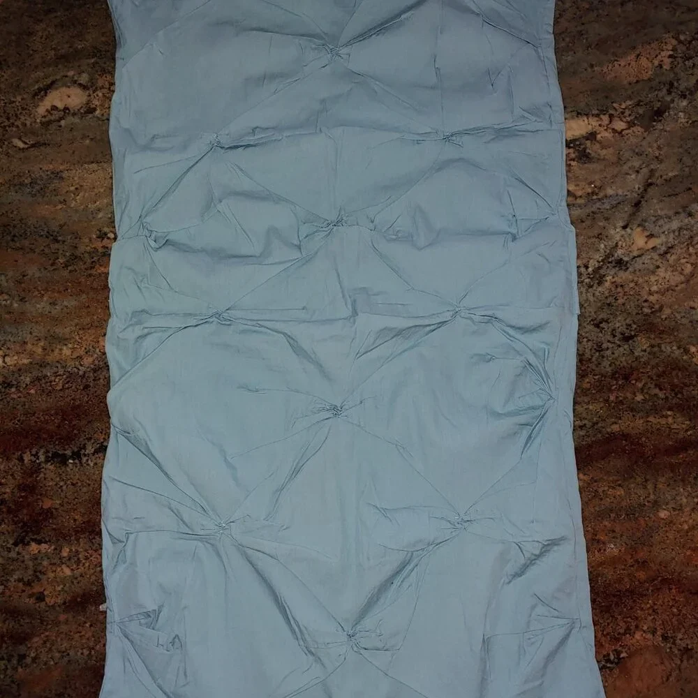 2 West Elm Organic Cotton Green Pin Tuck Pillowcases Sham 35x20